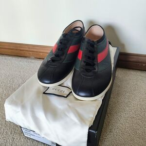 Gucci Men's Black Sneakers with Red and Green Accents